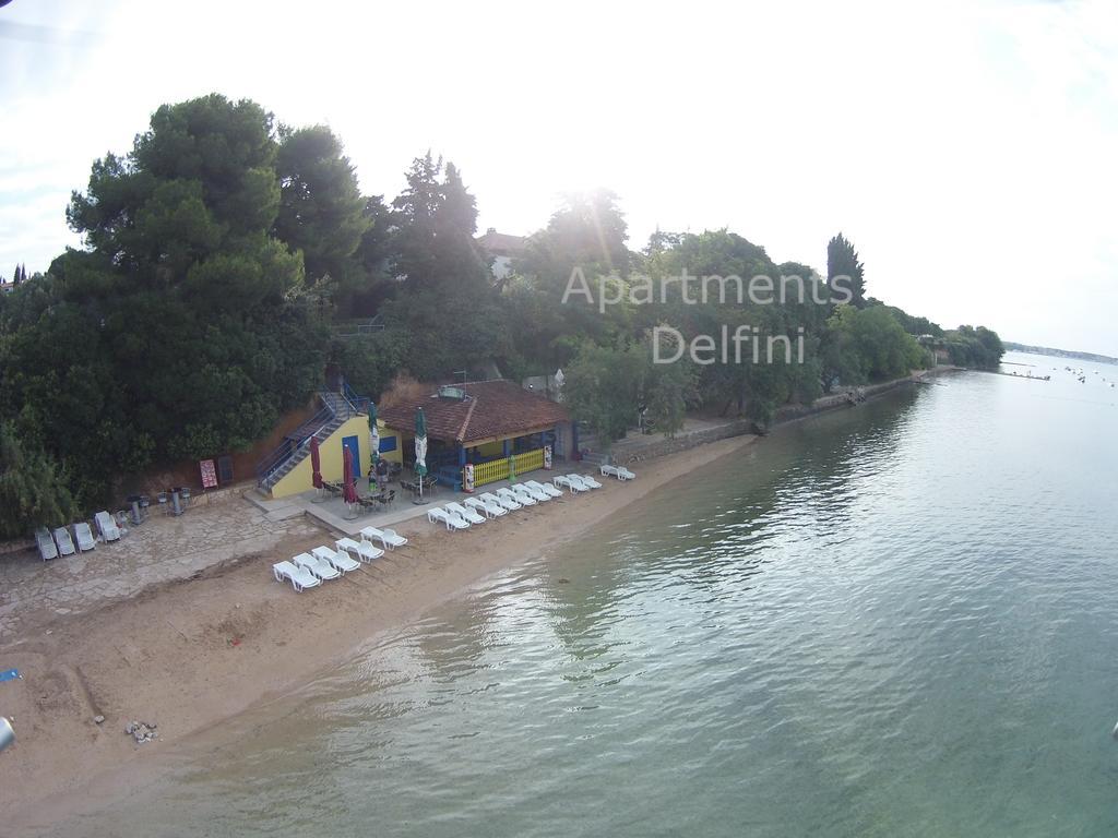 Apartments Delfini Sveti Filip i Jakov Exterior foto